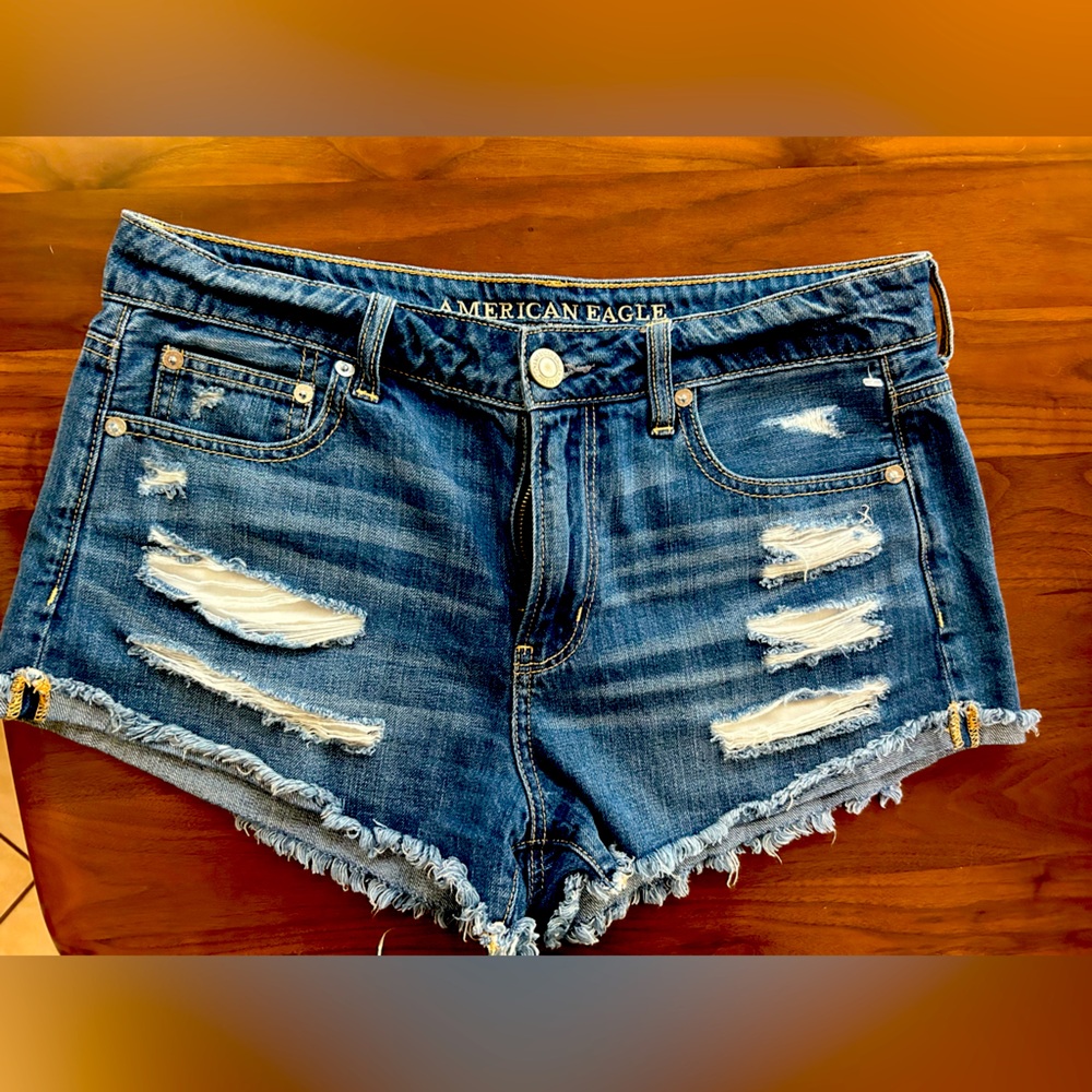 American Eagle Outfitters Tomgirl Shortie Denim Jean Shorts Womens 8 Distressed